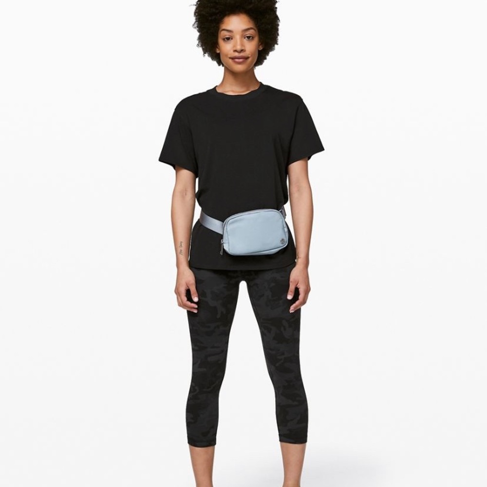 Lululemon: All yours boyfriend tee